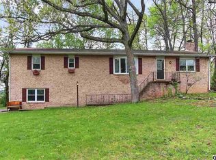 901 Sadler Ct, Carlisle, PA 17013