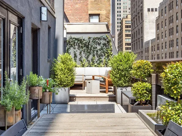 140 West 58th Street image 1 of 12