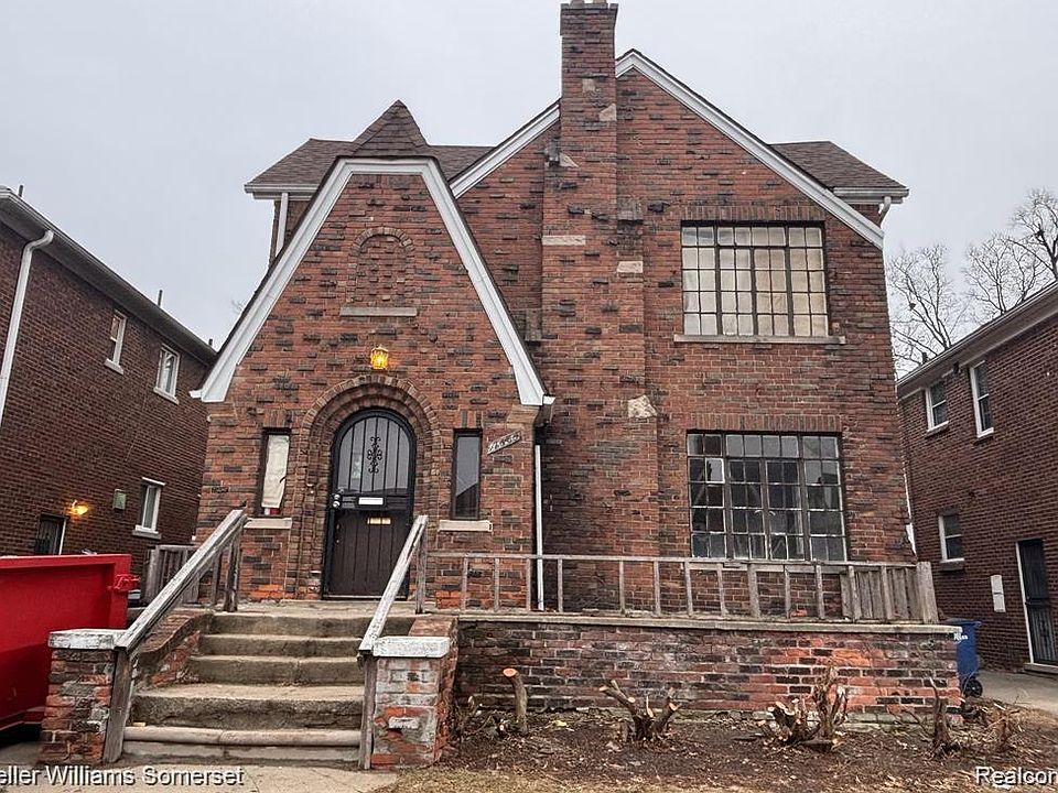 1st image of 17606 Roselawn St