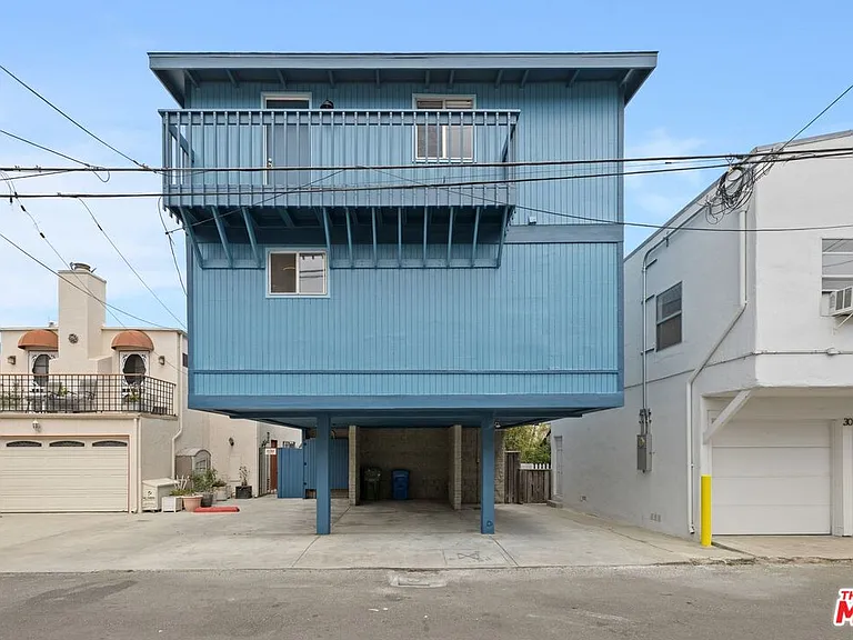28 24th Pl — Photo 28