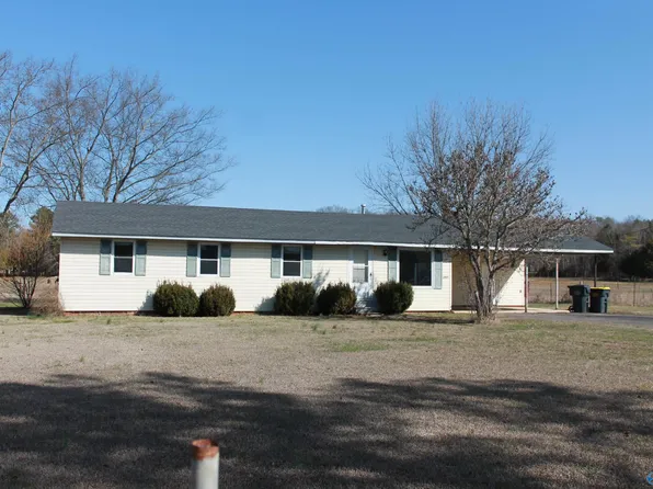 2997 W Lacon Rd, Falkville, AL 35622