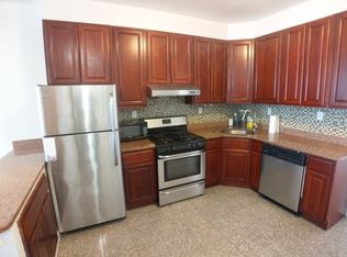 7304 6th Ave #2R, Brooklyn, NY 11209