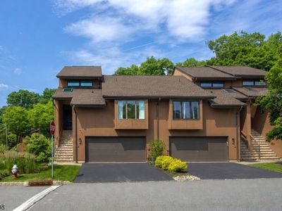 41 Sullivan Dr, West Orange, NJ, 07052