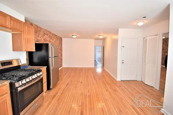 Rented by Ideal Properties Group | media 38