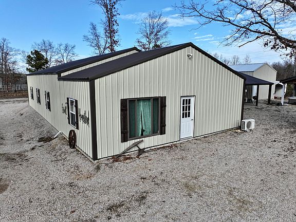3rd image of 8028 Northway Drive