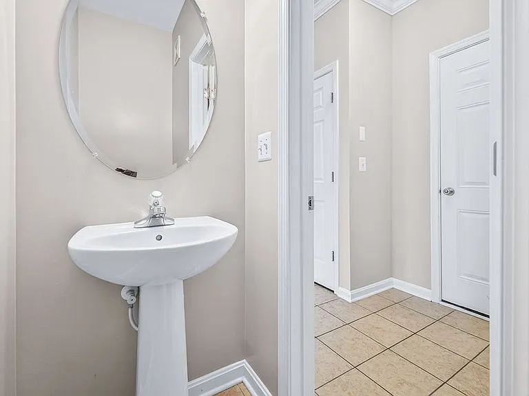 15825 John Diskin Cir — Photo 7