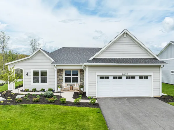 4695 Knapp Bluff Dr, Grand Rapids, MI 49525