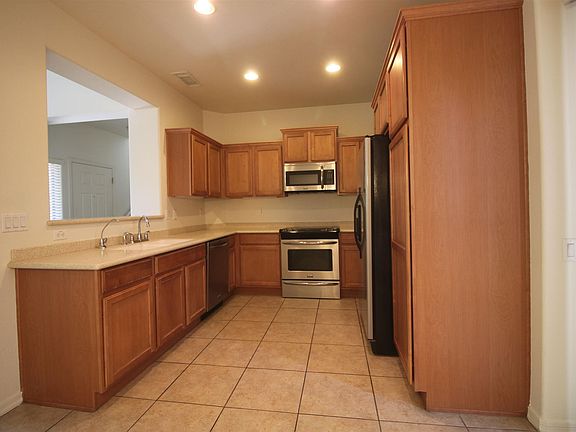 5th image of 15919 N 21st Ln