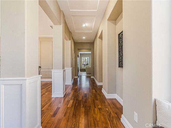 5th image of 1091 Via Rafael