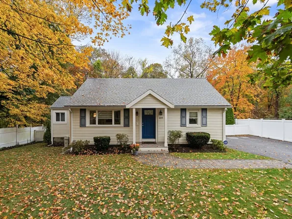 159 Marlboro St, Hudson, MA 01749