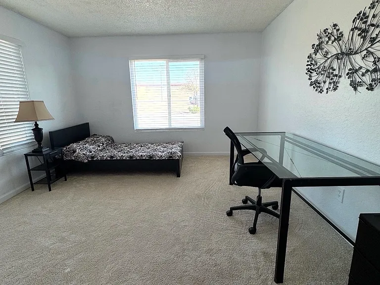 10808 Esmond Ct — Photo 17