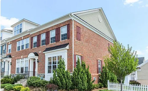23201 Rainbow Arch Dr Photo 1