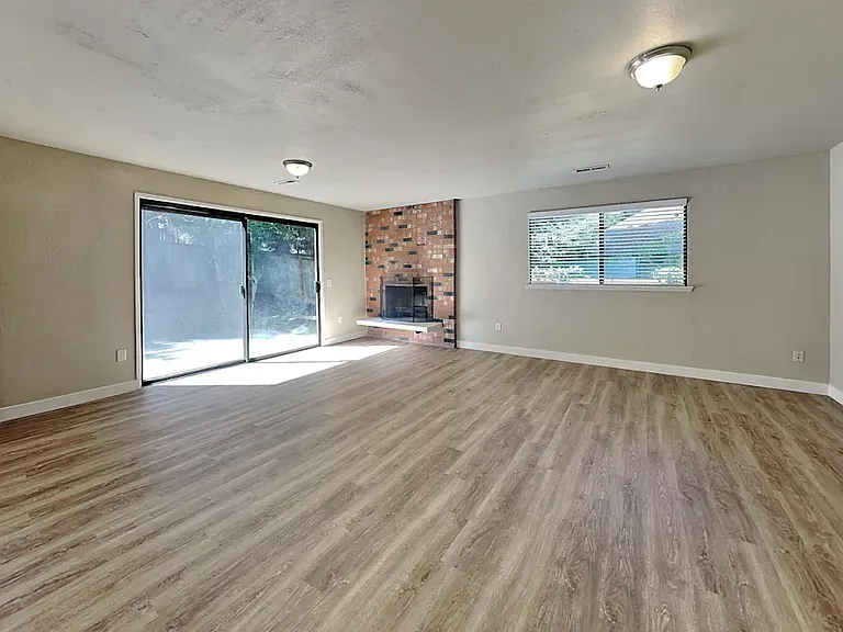 5103 S 302nd Pl — Photo 15