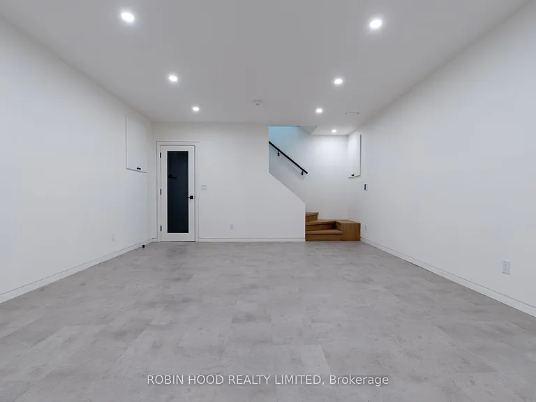 60 Jones Ave — Photo 16