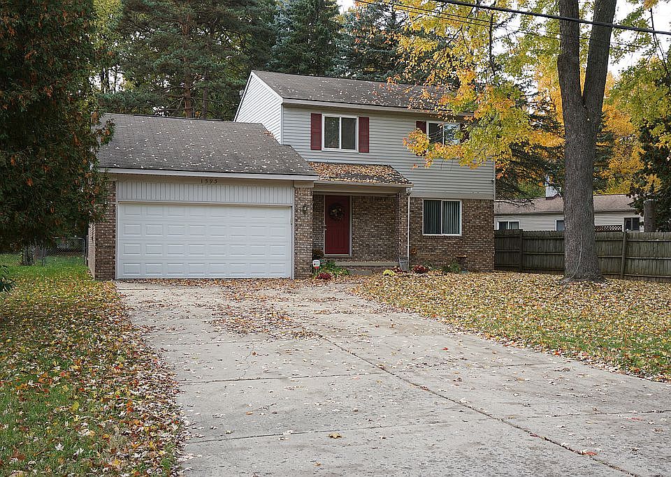1st image of 1593 Woodlow St
