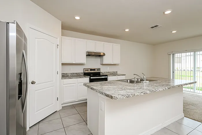 668 Squires Grove Dr — Photo 10