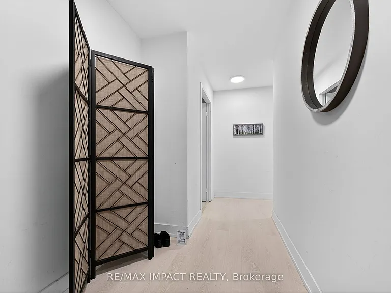 308 Jarvis St #813 — Photo 7