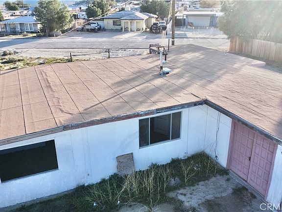 4th image of 13807 Carson St