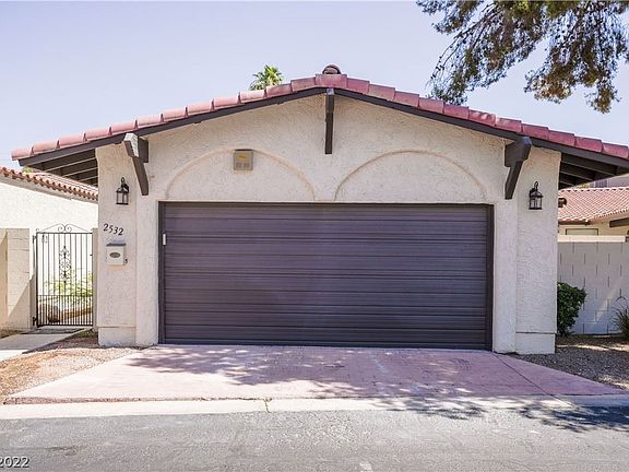 3rd image of 2532 Whippoorwill Ln
