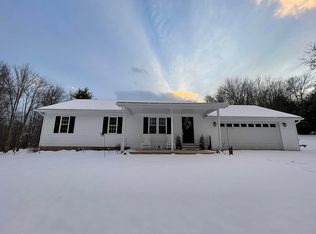 602 Grassy Pond Rd, Sweet Valley, PA 18656