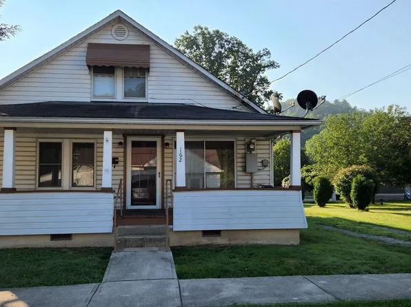162 Beech Ave, Philippi, WV 26416