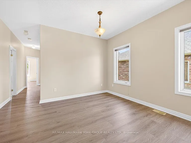 1284 Gina St — Photo 9