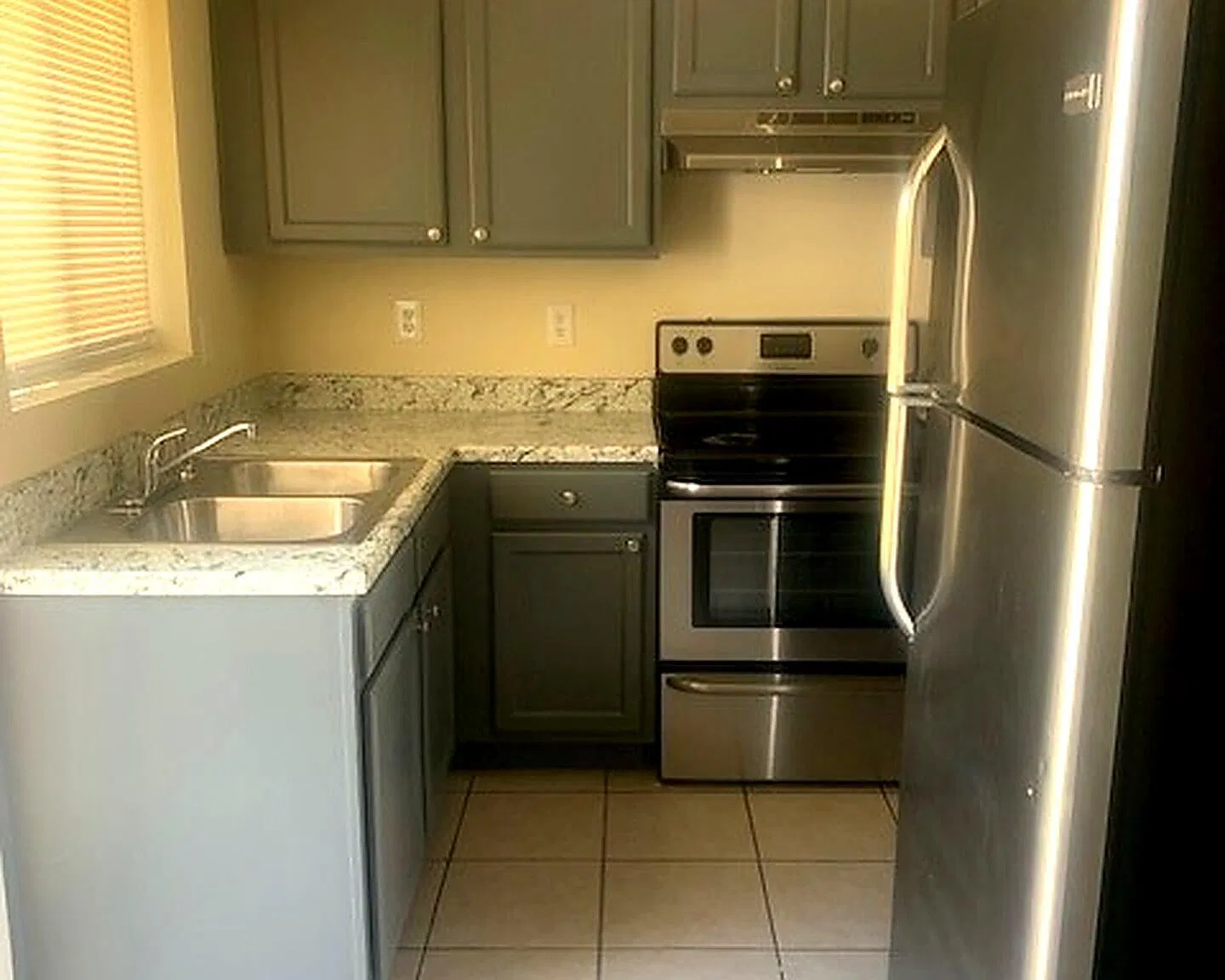 1 bed, 1.0 bath, 700 sqft, $1,450 — Photo 3