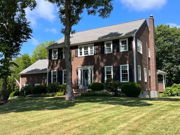 40 Landau Rd, Plainville, MA 02762