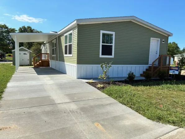 55 Flager Dr Floor A55, Olmsted Falls, OH 44138