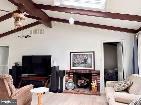 5th image of 6314 Farmar Ln