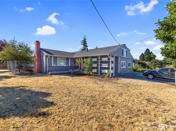 7374 S Alaska Street, Tacoma, WA 98408
