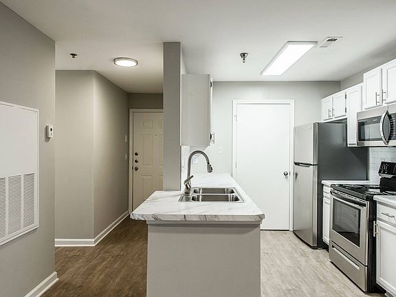 Upgraded kitchen and entrance way