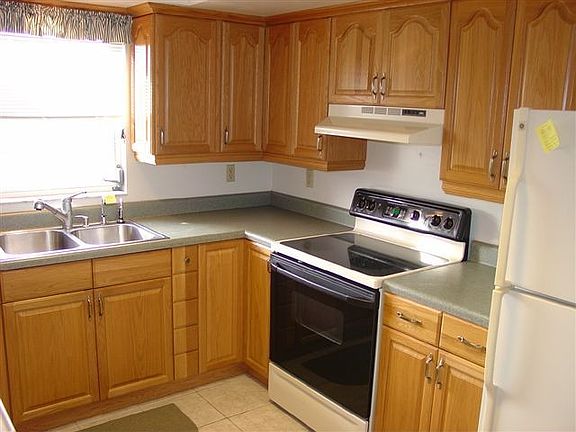 Beautifully Updated Kitchen