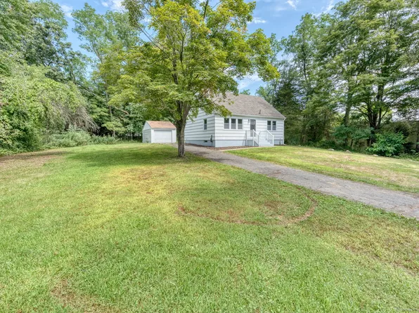 29 Mine Road, Bristol, CT 06010