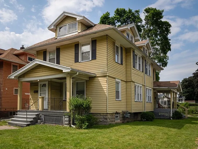168 Ellicott St — Photo 1