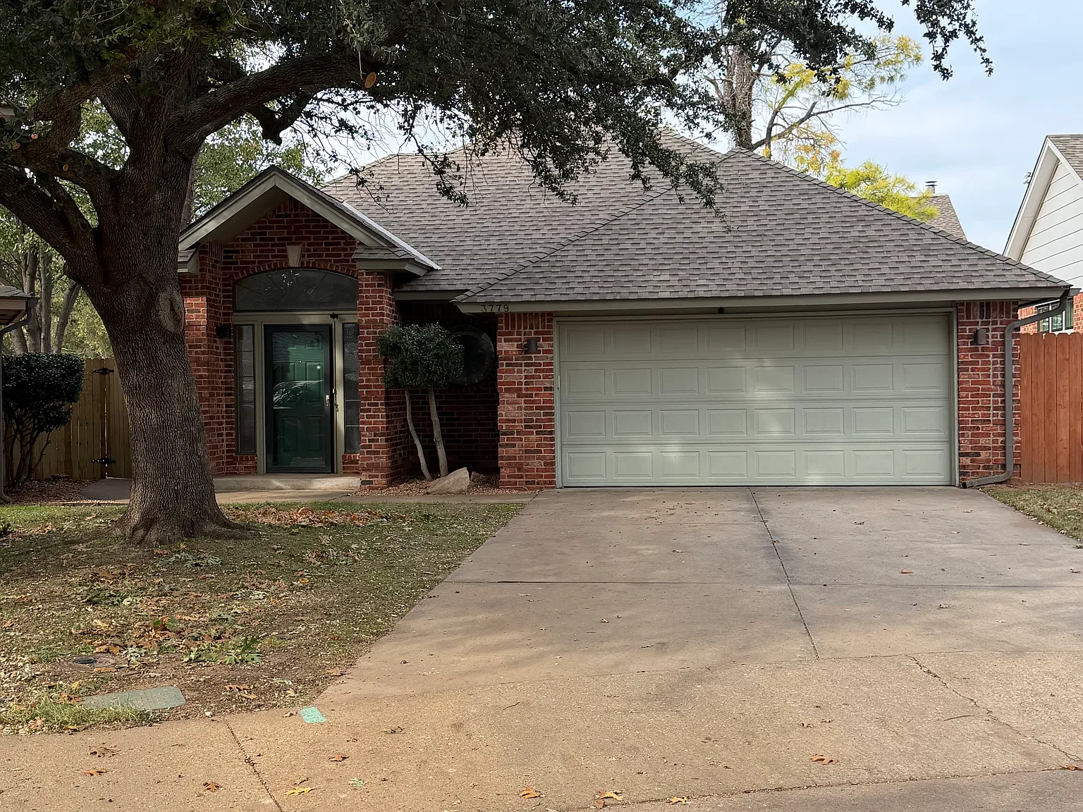 3 bed, 1623 sqft, $1,700 — Photo 1