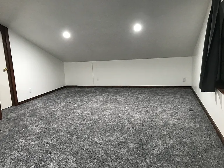 17523 Elizabeth Lake Rd — Photo 5