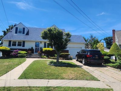 6 Power Street, Hicksville, NY, 11801