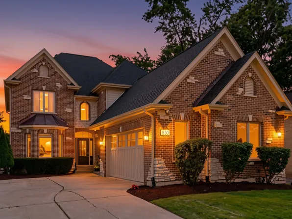 830 N Sleight St, Naperville, IL 60563