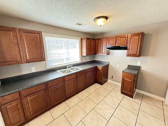 4th image of 3152 Harvester Ln