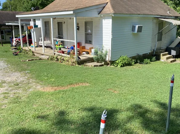 440 S 19th St, Batesville, AR 72501