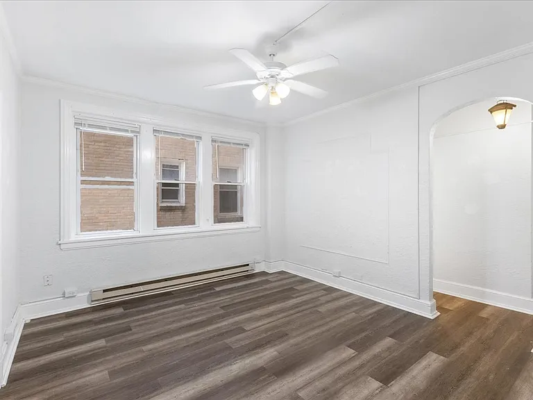 37 S Iowa Ave #5D — Photo 15