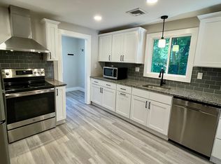 23 Huntington St, Manchester, CT 06040