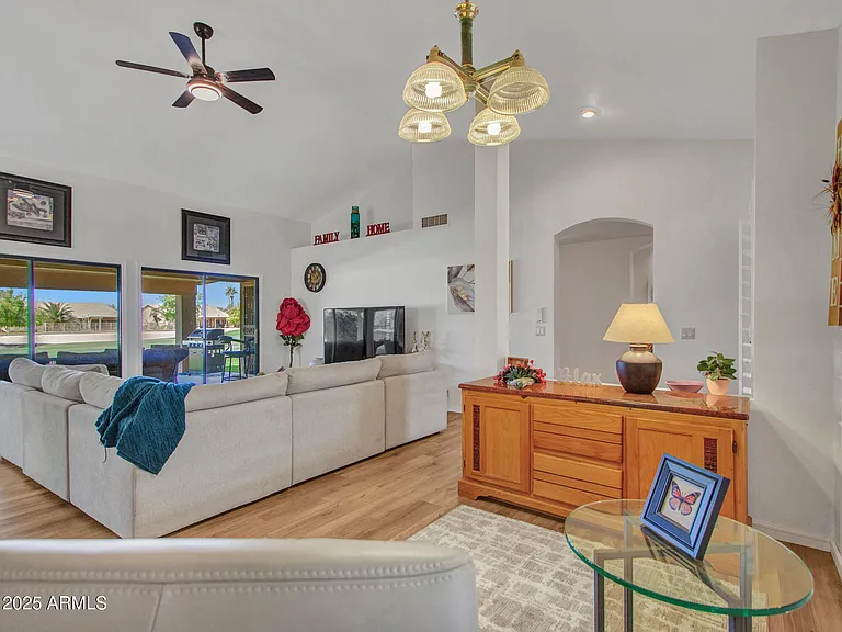 9343 W Escuda Dr — Photo 8