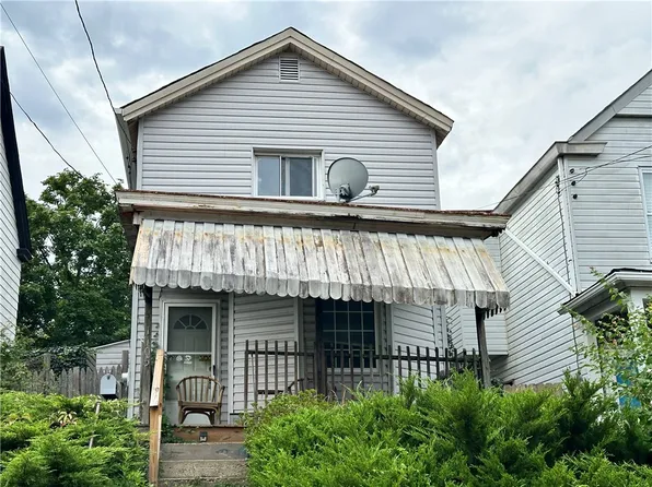 1105 Fairdale St, Pittsburgh, PA 15204