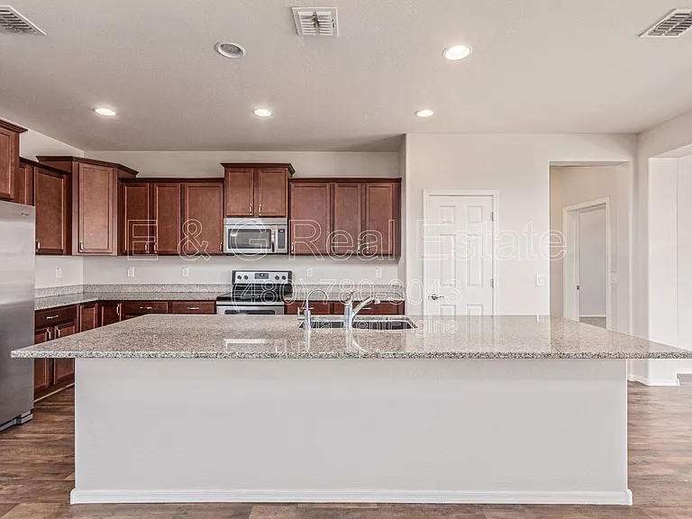 1130 W Danish Red Trl — Photo 9