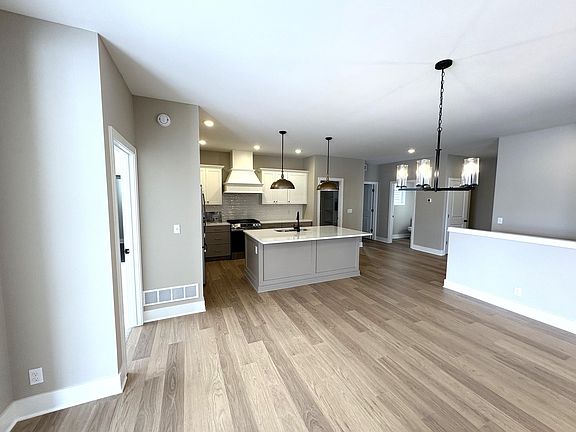 4th image of 2569 Ravines Trail Dr SW