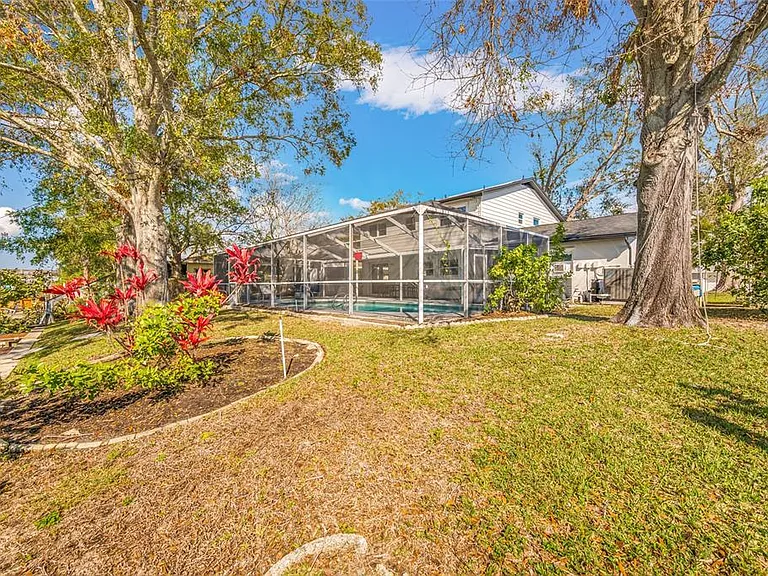 4622 Bay Crest Dr — Photo 48