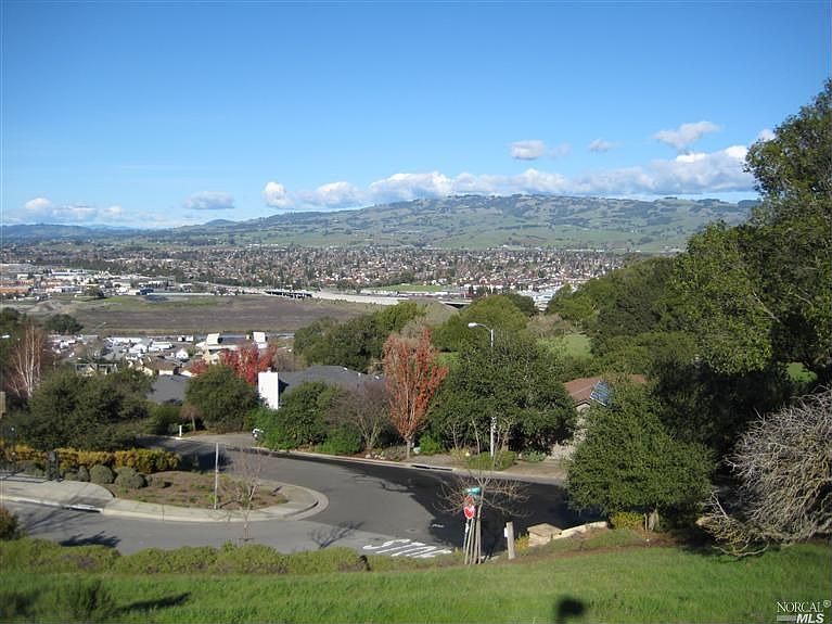 1st image of 123 Kimberly Way