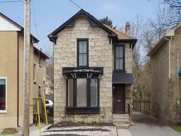 111 Ainslie St N, Cambridge, ON N1R 3P2